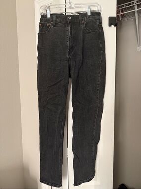 Abercrombie & Fitch Women’s Straight Black Washed Jeans